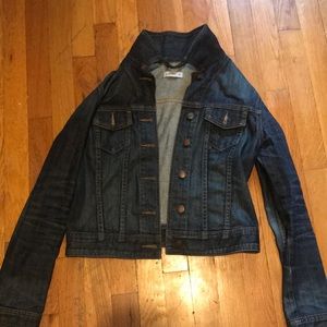Short denim jacket
